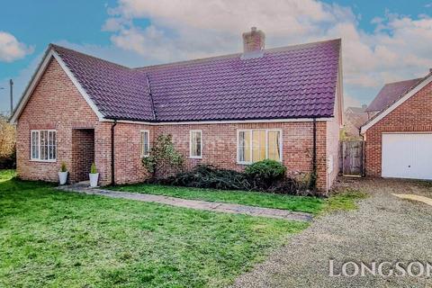 3 bedroom detached bungalow for sale, Thetford Road, Watton