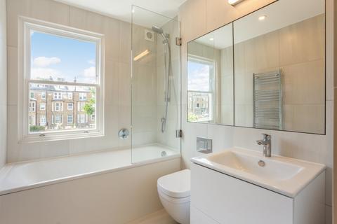 15 Russell Gardens Mews, London, W14 8EU