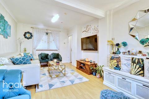 undefined, Bellhouse Road, Romford, RM7 0LT