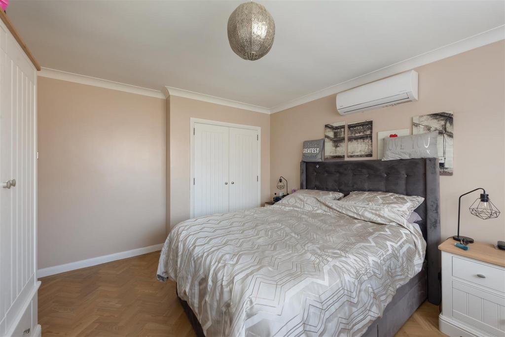 Strode Park Road, Herne Bay