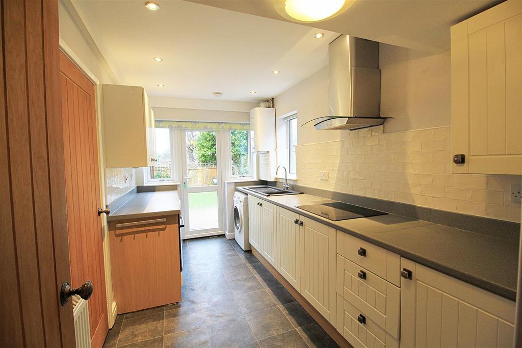Kitchen..jpg
