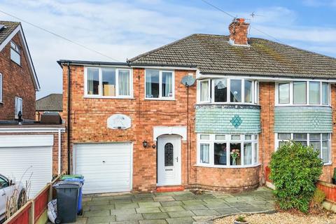 4 bedroom semi-detached house for sale, Belgrave Avenue, Padgate, WA1