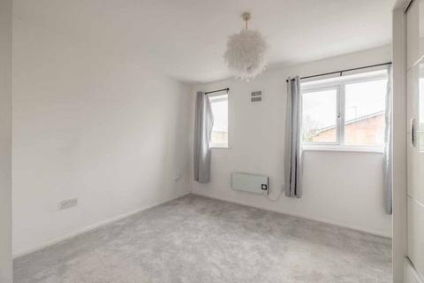 146 Penn Road, Datchet, Slough, SL3 9JE