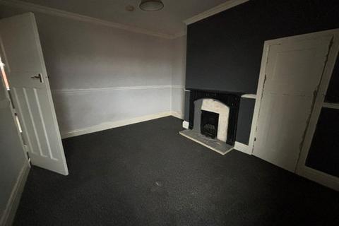 3 bedroom flat for sale, 74 Eastbourne Avenue Walkerdene Newcastle upon Tyne