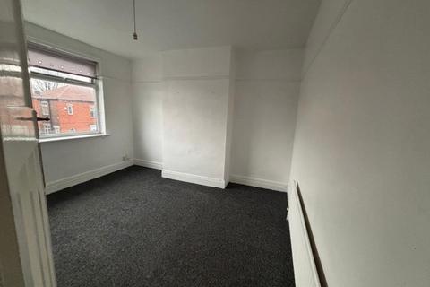 3 bedroom flat for sale, 74 Eastbourne Avenue Walkerdene Newcastle upon Tyne