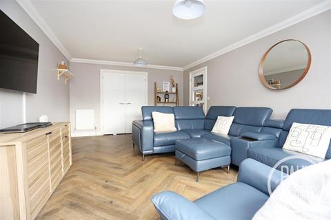 2 Applewood Close, Carlton Colville, Lowestoft, NR33 8FD