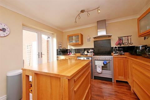 3 bedroom semi-detached house for sale, Dalmally Close, Moor Lane