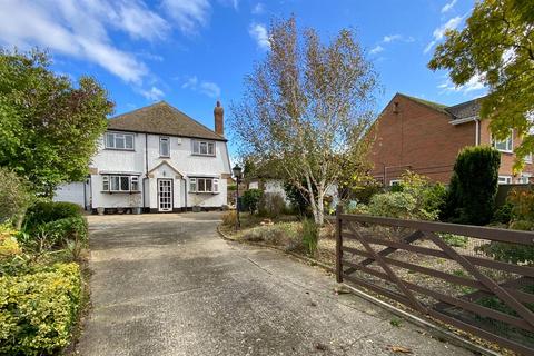 13 Cavendish Road, Herne Bay, CT6 5BE