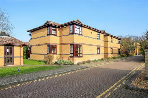 1 bedroom apartment to rent, Wedgewood Drive, Cambridge CB1