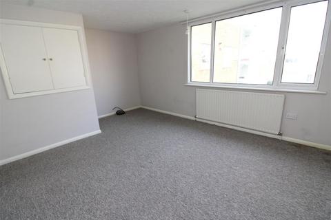 31 Bramber Square, Rustington, Littlehampton, BN16 3EJ