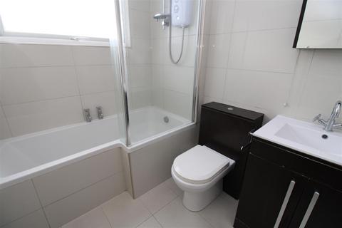 31 Bramber Square, Rustington, Littlehampton, BN16 3EJ
