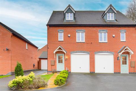 3 bedroom semi-detached house for sale, Albert Close, Hucknall NG15