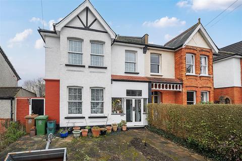 6 bedroom semi-detached house for sale, Onslow Gardens, Wallington