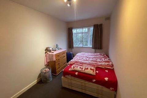 4 bedroom flat to rent, Bramley Road, Southgate, London