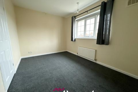33 Oldfield Road, Thorne, Doncaster, DN8 5QB