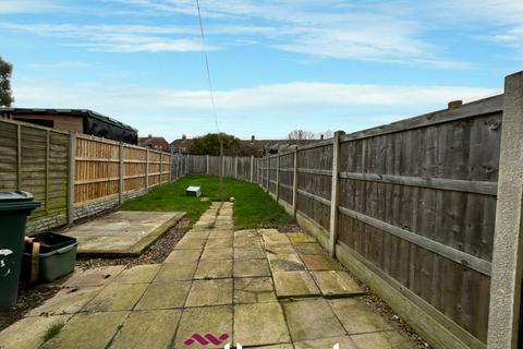 33 Oldfield Road, Thorne, Doncaster, DN8 5QB