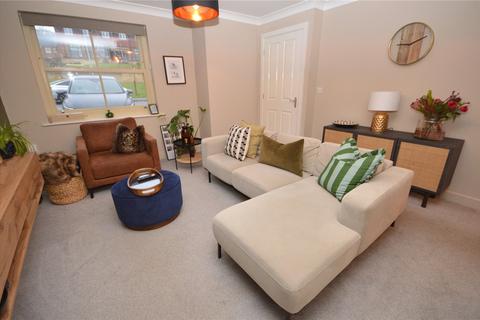 2 bedroom terraced house for sale, Oak Park Lane, Leeds, West Yorkshire