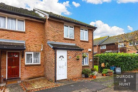 Laing Close, Hainault, IG6