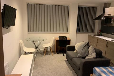 Studio to rent, Flat 17, Bracken House, Manchester, M1