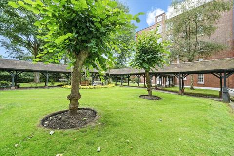 1 bedroom apartment to rent, Grove End Road, London NW8