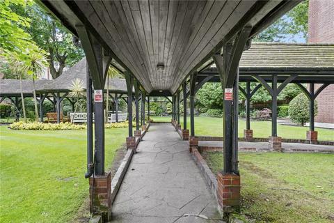 2 bedroom apartment to rent, Grove End Road, London NW8