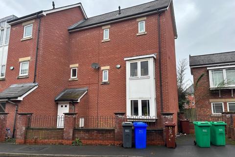 4 bedroom semi-detached house for sale, Mackworth Street, Manchester M15