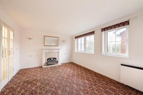 1 bedroom retirement property for sale, Avenue Road, London N14