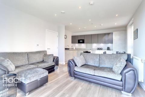 1 bedroom apartment for sale, Fairlane Road, Rainham, RM13 8RX