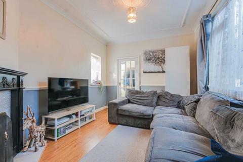 2 bedroom semi-detached house for sale, Lifstan Way, Southend On Sea, SS1