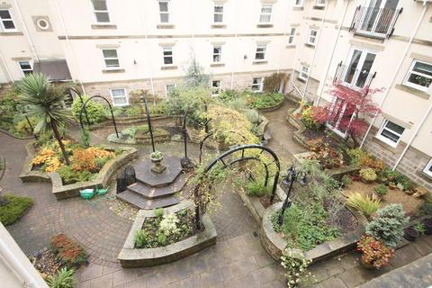 2 bedroom retirement property for sale, Church Square, Harrogate, HG1 4SS