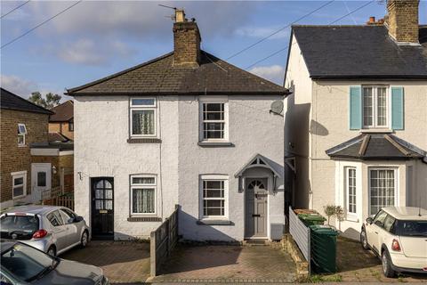 115 Vicarage Road, Sunbury-on-thames, TW16 7QB