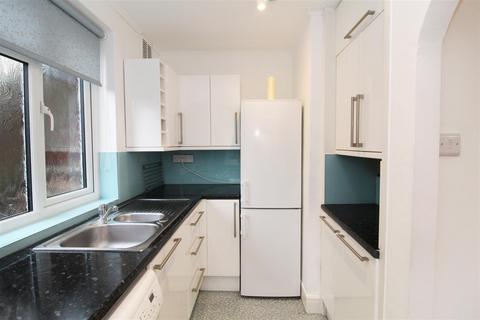 undefined, Epsom Road, Morden