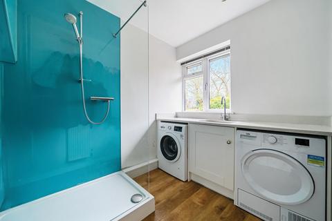 Loxwood House Hazel Grove, Hindhead, GU26 6BJ