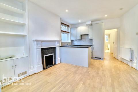 1 bedroom flat for sale, Cleveland Road, South Woodford