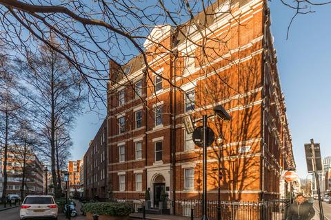 1 bedroom flat to rent, Carburton Street, Fitzrovia, London, W1W