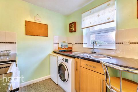 Studio for sale, Armiger Way, Witham