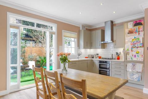71 Silver Crescent, London, W4 5SF