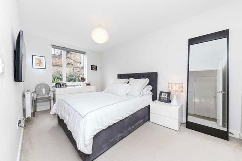 Flat 36, Essence House Selsea Place, London, N16 8BE