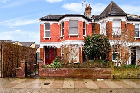 90 Albert Road, Wood Green, London, N22 7AH