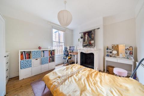 90 Albert Road, Wood Green, London, N22 7AH