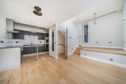 2 bedroom detached house for sale, Wicklow Street, Kings Cross