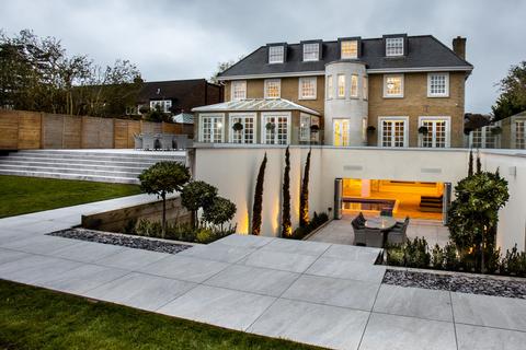 undefined, Camlet Way, Hadley Wood, EN4