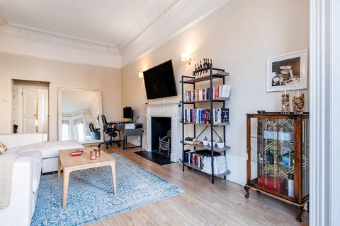 1 bedroom flat for sale, Stanhope Gardens, South Kensington, London, SW7