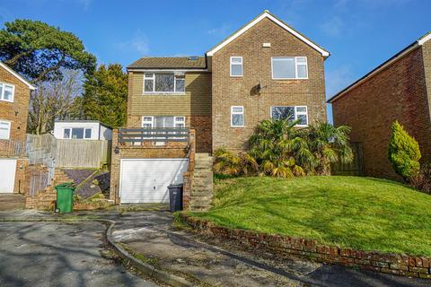 4 bedroom detached house for sale, Kildare Close, Hastings