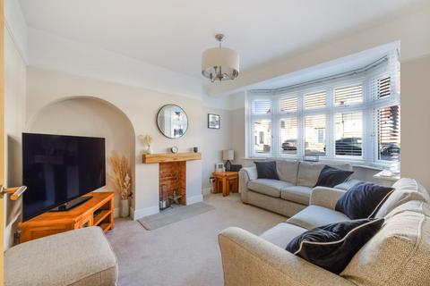 43 Dunster Avenue, Morden, SM4 4LE