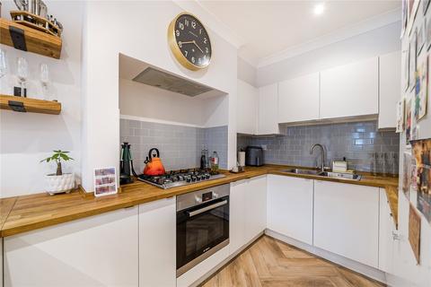 2 bedroom apartment for sale, Kirkwood Road, London