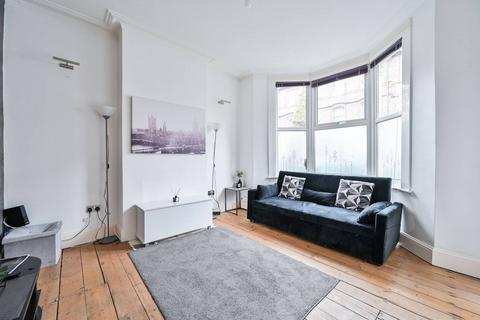 1 bedroom flat for sale, Walcorde Avenue, Elephant and Castle, London, SE17