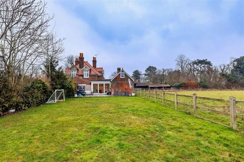 Laundry Cottage Upshirebury Green, Waltham Abbey, EN9 3SU