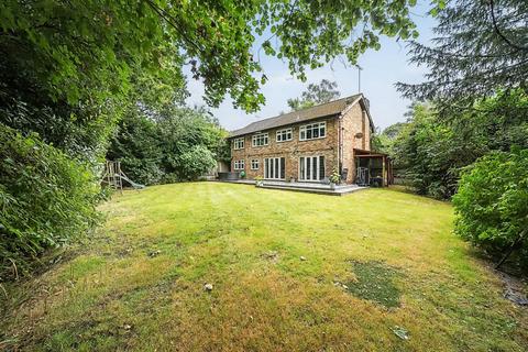 5 bedroom detached house for sale, Florida Close, Bushey Heath, Bushey, Hertfordshire, WD23