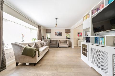 undefined, Florida Close, Bushey Heath, Bushey, Hertfordshire, WD23